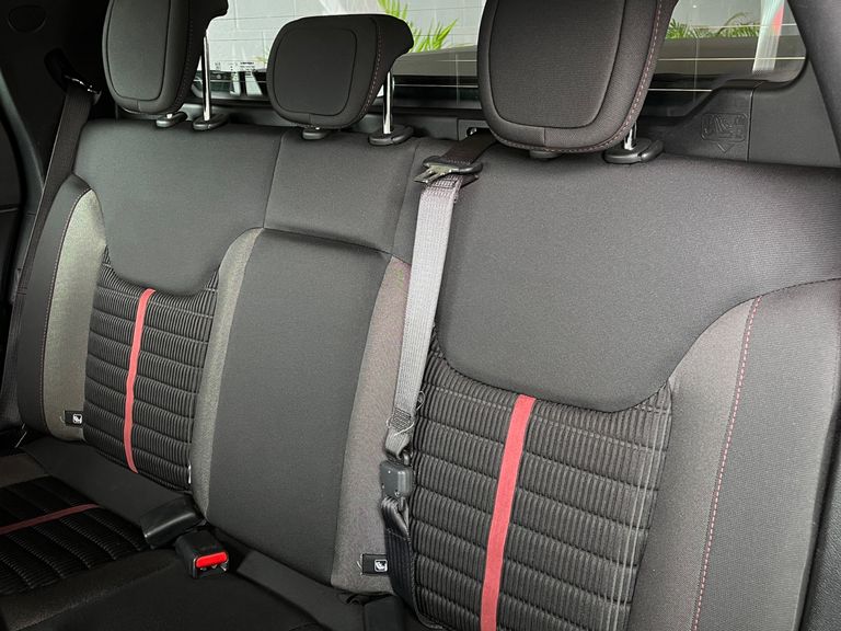 Fiat Toro Freedom 1.8 16V Flex Aut.