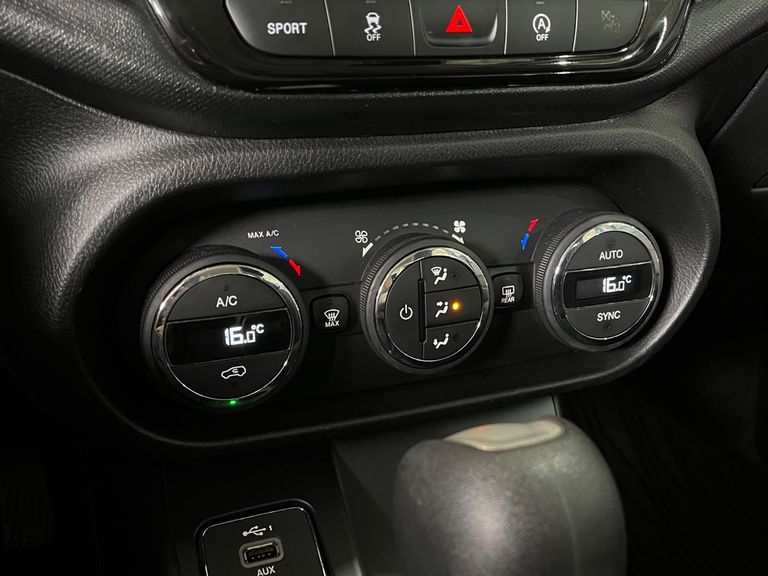 Fiat Toro Freedom 1.8 16V Flex Aut.