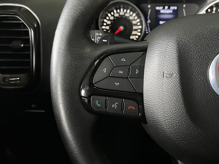 Fiat Toro Freedom 1.8 16V Flex Aut.