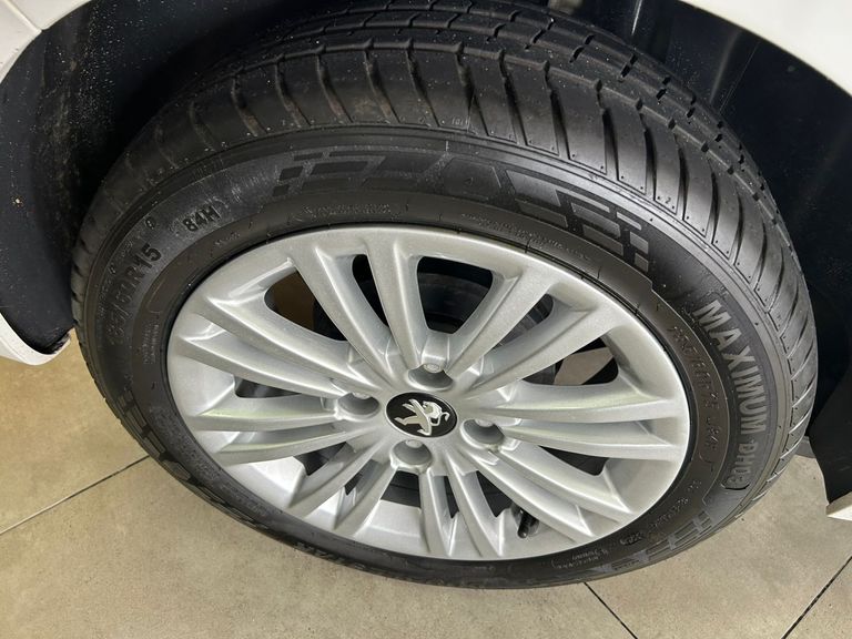 Peugeot 208 Allure 1.6 Flex 16V 5p Aut.