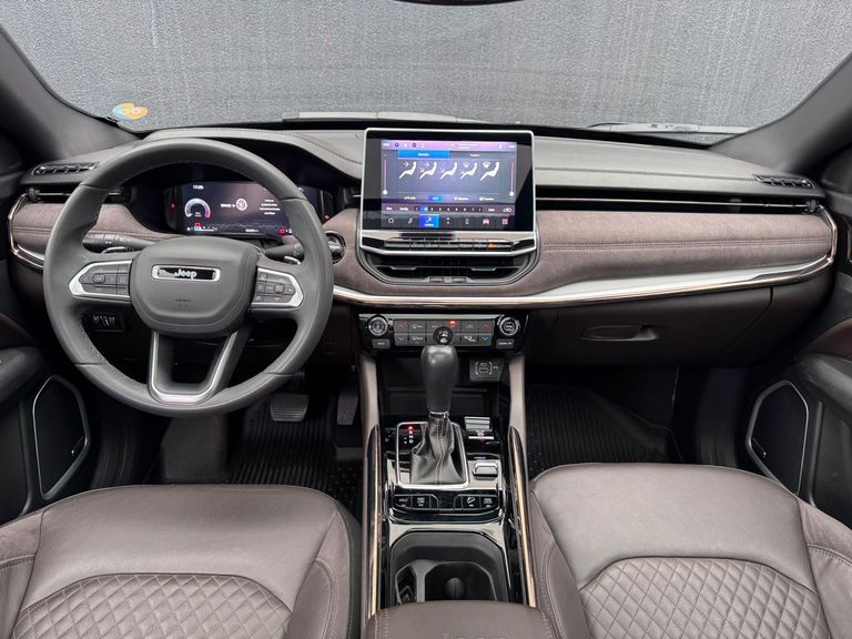 Jeep Commander Overl. TD380 2.0 4x4 Die. Aut.