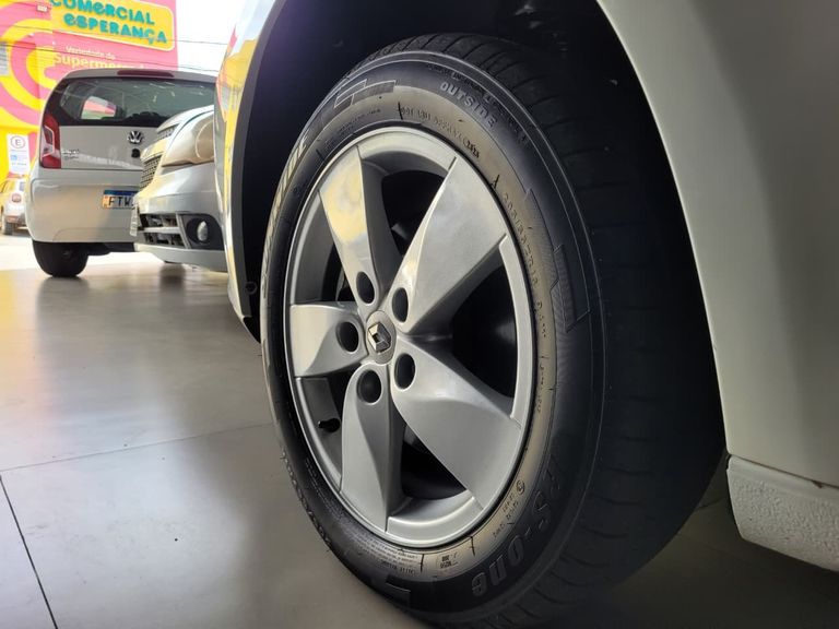Renault FLUENCE Sed. Dynamique 2.0 16V FLEX Mec.