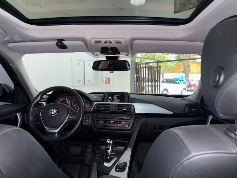 BMW 328iA Plus 2.0 TB 16V 245cv 4p