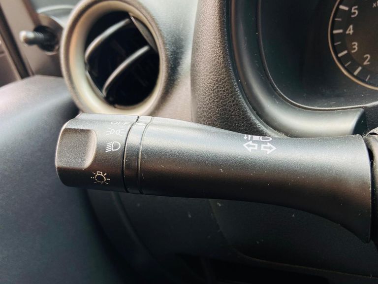 Nissan MARCH S 1.0 12V Flex 5p