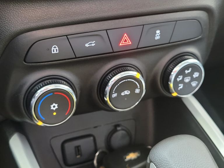 Chevrolet ONIX SEDAN Plus LTZ 1.0 12V TB Flex Aut.