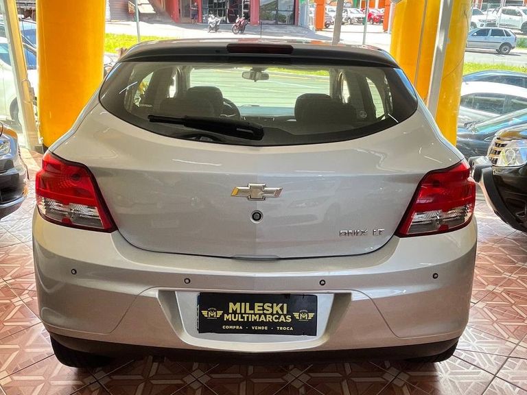 Chevrolet ONIX HATCH LT 1.0 8V FlexPower 5p Mec.