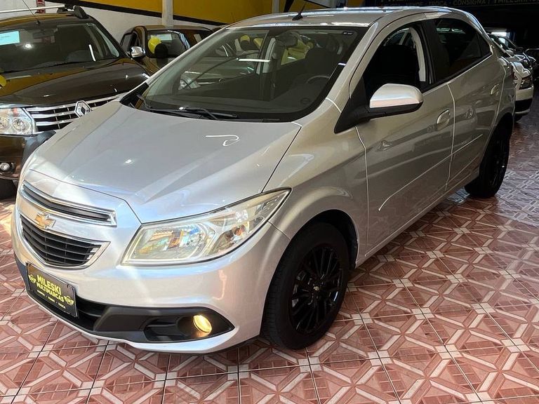 Chevrolet ONIX HATCH LT 1.0 8V FlexPower 5p Mec.