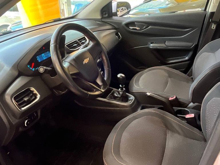 Chevrolet ONIX HATCH LT 1.0 8V FlexPower 5p Mec.
