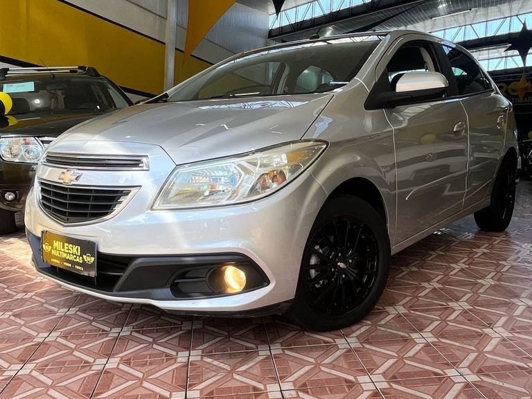 Chevrolet ONIX HATCH LT 1.0 8V FlexPower 5p Mec.