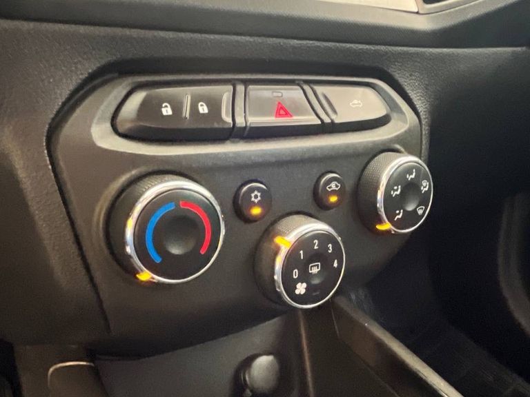 Chevrolet ONIX HATCH LT 1.0 8V FlexPower 5p Mec.