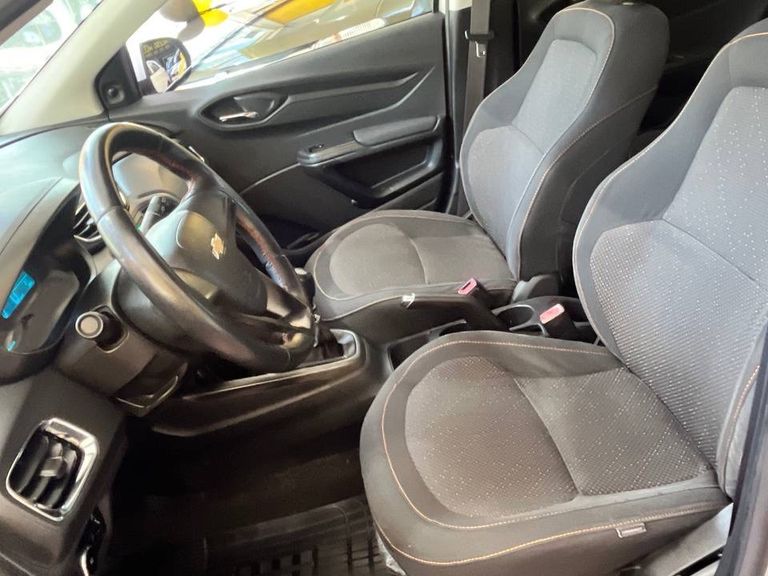 Chevrolet ONIX HATCH LT 1.0 8V FlexPower 5p Mec.