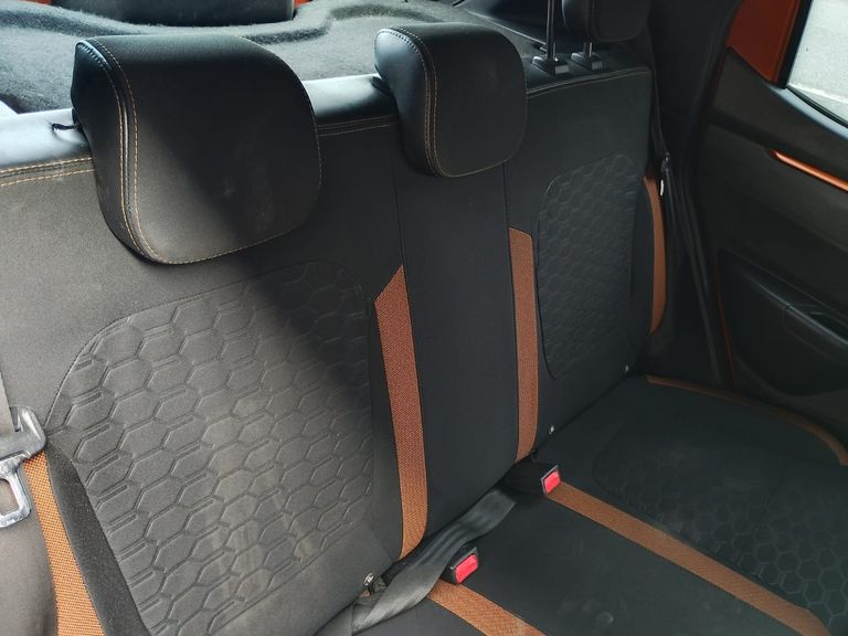 Renault KWID OUTSIDER 1.0 Flex 12V 5p Mec.