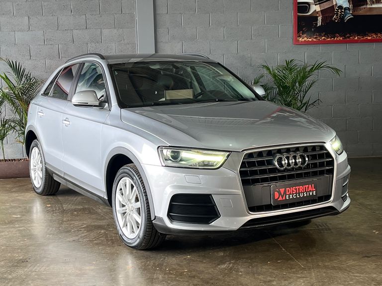 Audi Q3 Black Ed. 1.4 TFSI Flex/Black S-tron.