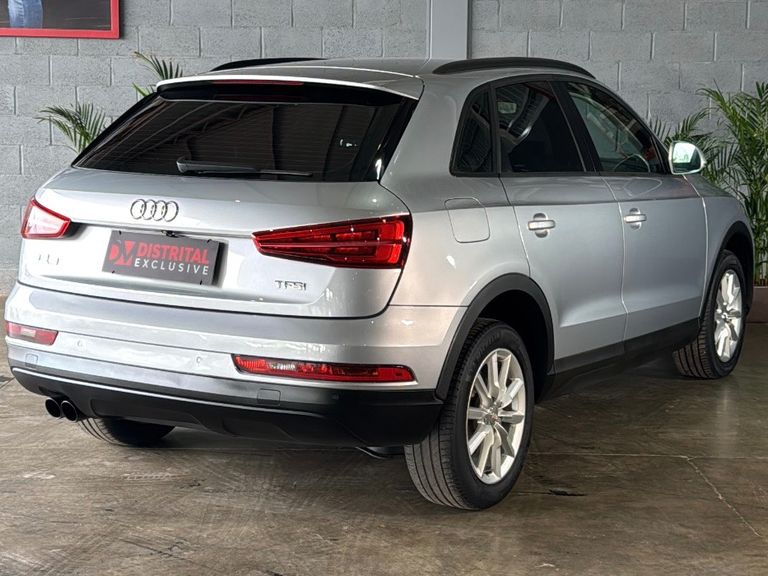 Audi Q3 Black Ed. 1.4 TFSI Flex/Black S-tron.