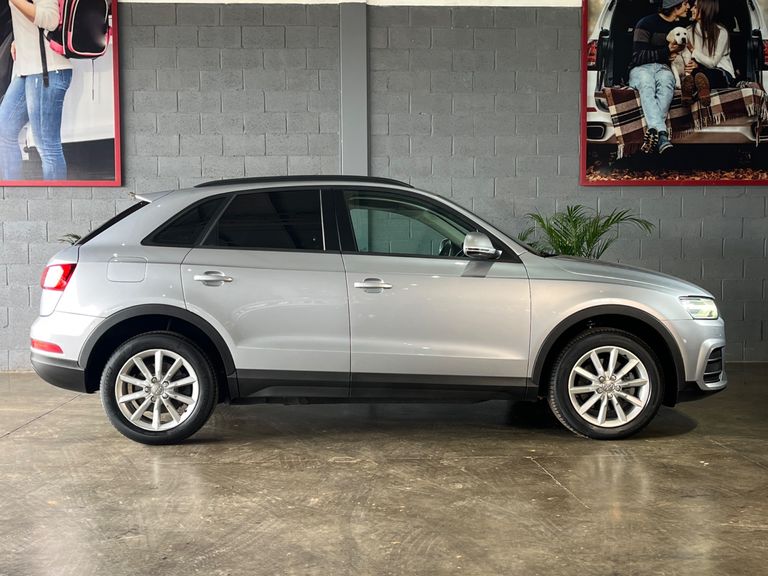 Audi Q3 Black Ed. 1.4 TFSI Flex/Black S-tron.