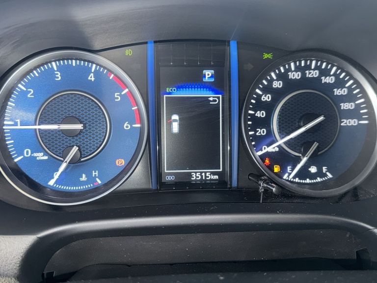 Toyota Hilux SW4 SRX Plat. 4x4 2.8 TB Die. Aut.