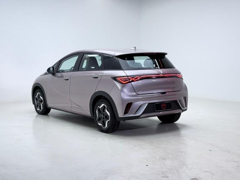 BYD Dolphin EV (Elétrico)