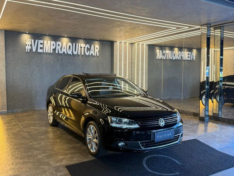 VolksWagen JETTA Comfortline 2.0 T.Flex 8V 4p Tipt.