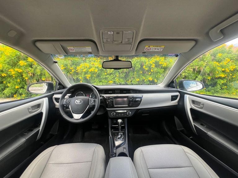 Toyota Corolla XEi 2.0 Flex 16V Aut.