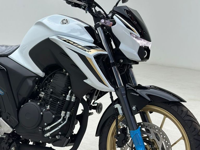 YAMAHA FZ25 250 FAZER CONNECTED