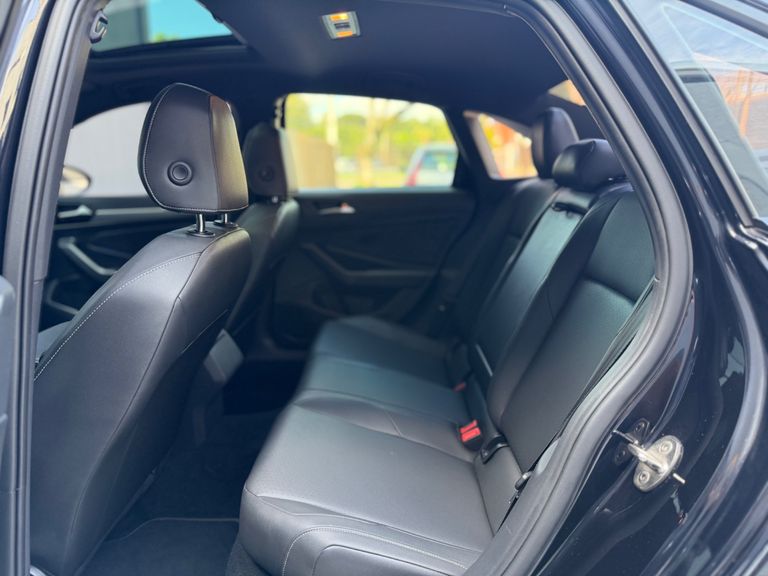 VolksWagen JETTA R-Line 250 TSI 1.4 Flex 16V Aut.