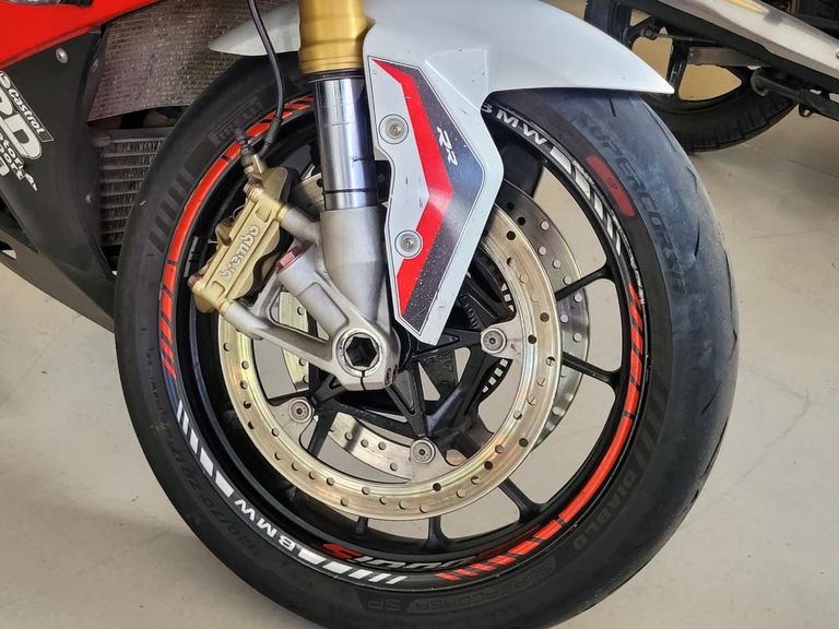 BMW S 1000 RR