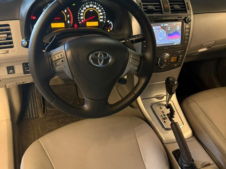 Toyota Corolla XEi 2.0 Flex 16V Aut.