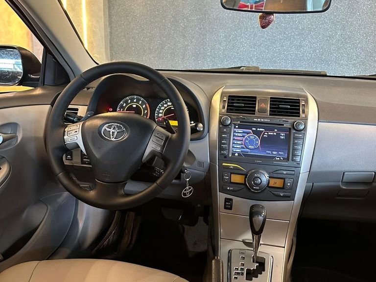 Toyota Corolla XEi 2.0 Flex 16V Aut.
