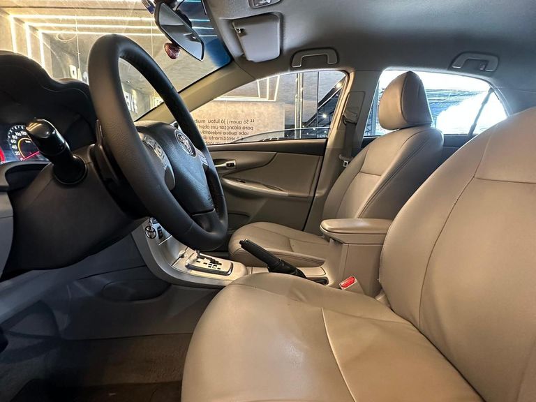 Toyota Corolla XEi 2.0 Flex 16V Aut.