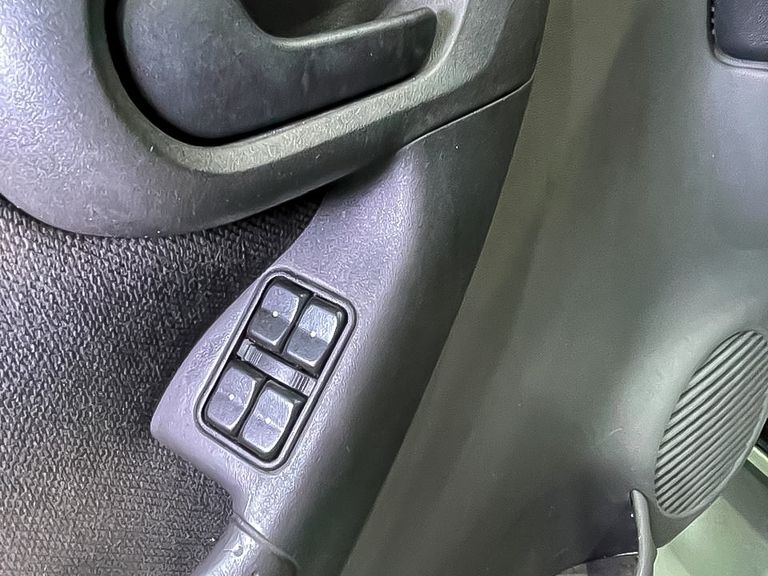 Chevrolet Corsa Hatchback 1.8 MPFI 8V 102cv 5p