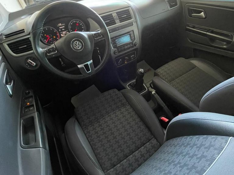 VolksWagen Fox Comfortline 1.0 Flex 8V 5p