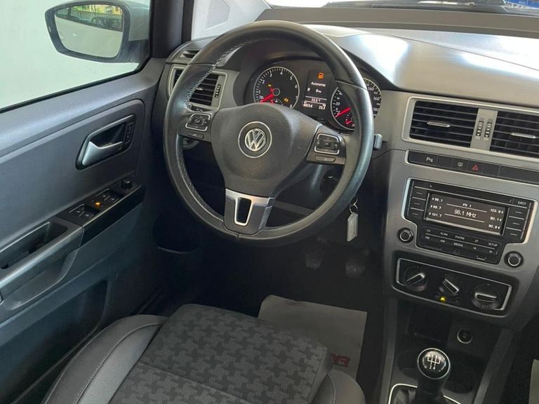 VolksWagen Fox Comfortline 1.0 Flex 8V 5p