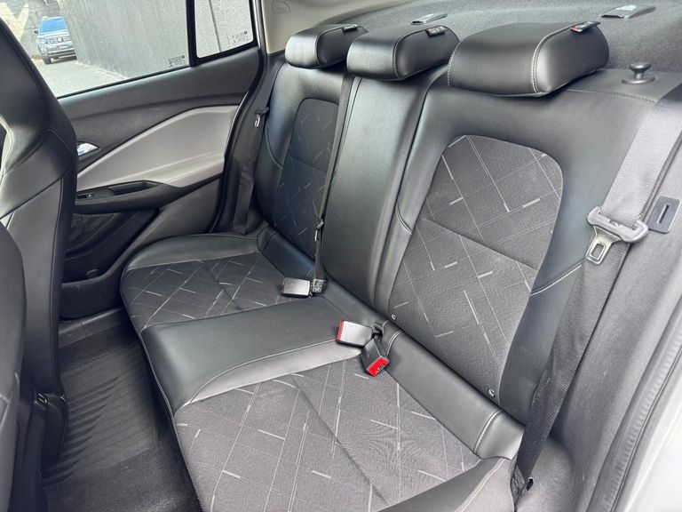 Chevrolet ONIX SED. Plus PREM. 1.0 12V TB Flex Aut