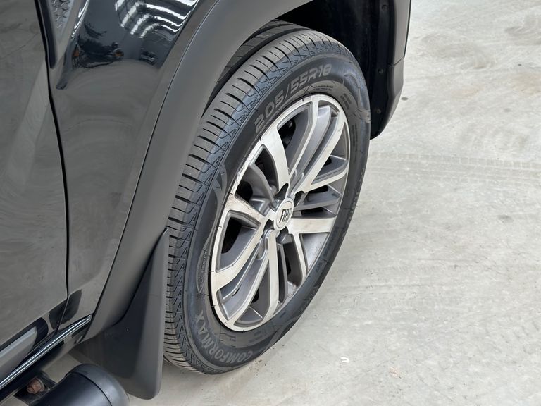 Fiat Strada Volcano 1.3 Flex 8V CD Aut.