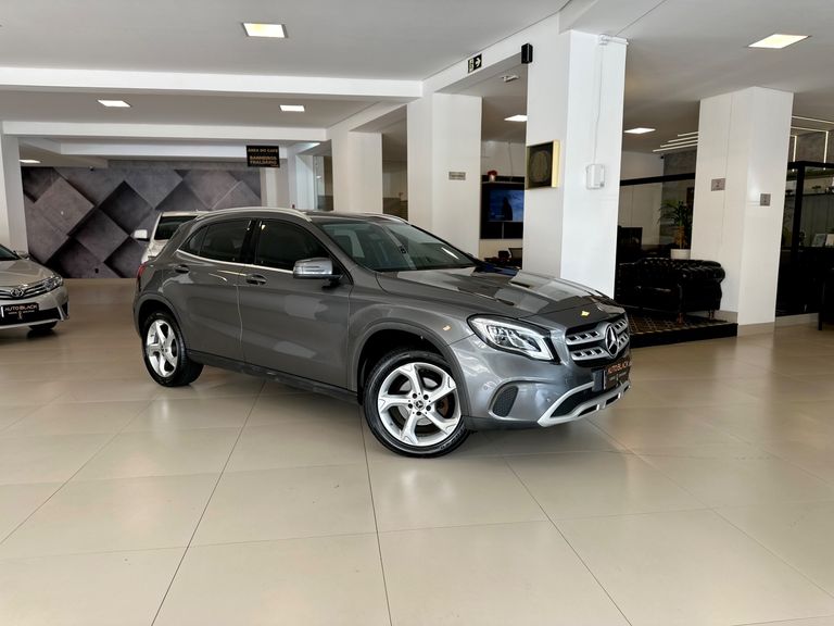 Mercedes GLA 200 Advance 1.6/1.6 TB 16V Flex Aut.