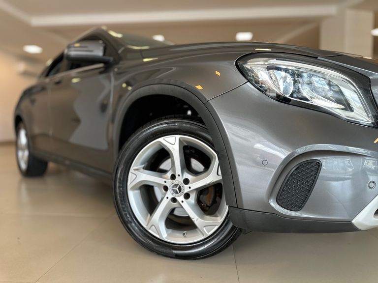 Mercedes GLA 200 Advance 1.6/1.6 TB 16V Flex Aut.