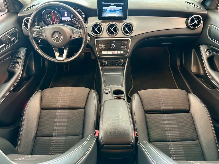 Mercedes GLA 200 Advance 1.6/1.6 TB 16V Flex Aut.