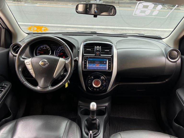 Nissan VERSA SL 1.6 16V FlexStart 4p Mec.