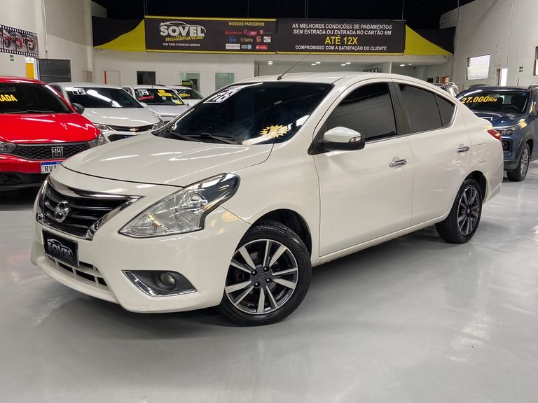 Nissan VERSA SL 1.6 16V FlexStart 4p Mec.