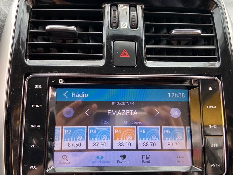 Nissan VERSA SL 1.6 16V FlexStart 4p Mec.