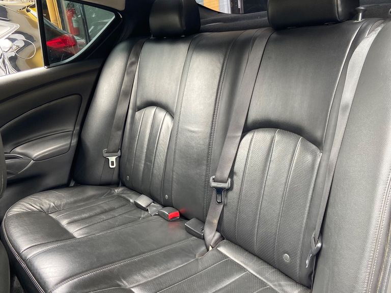 Nissan VERSA SL 1.6 16V FlexStart 4p Mec.