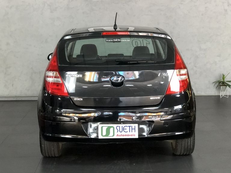 Hyundai i30 2.0 16V 145cv 5p Aut.