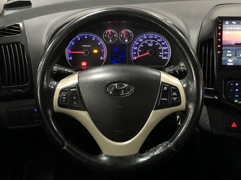 Hyundai i30 2.0 16V 145cv 5p Aut.