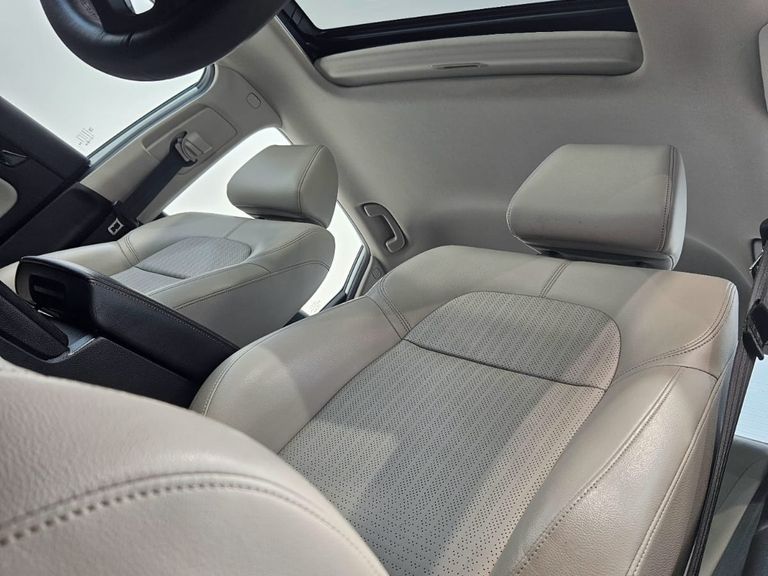 Honda Civic Sed.Touring 2.0 16V Aut. (Híbrido)