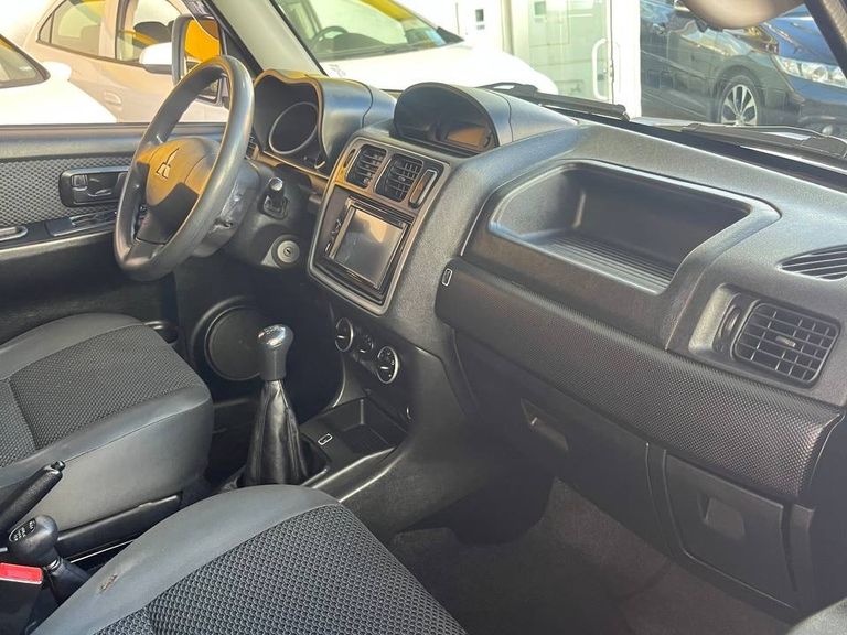 Mitsubishi Pajero TR4 2.0/ 2.0 Flex 16V 4x4 Mec.