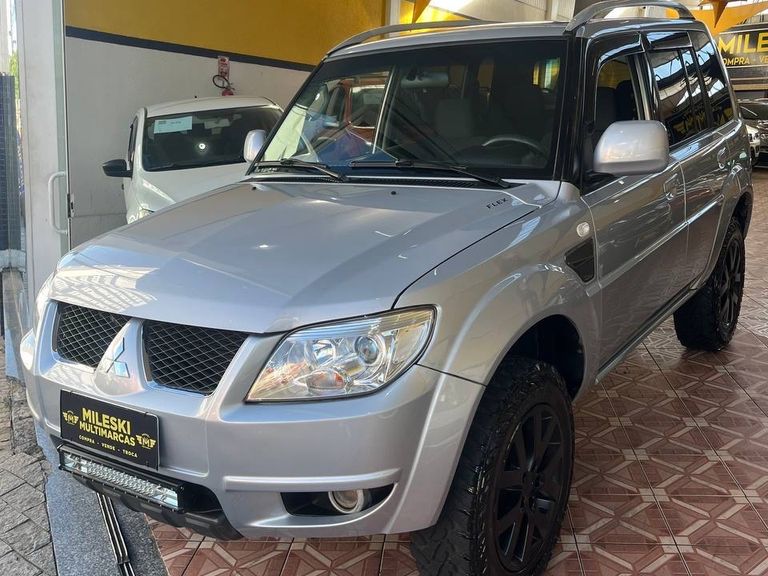 Mitsubishi Pajero TR4 2.0/ 2.0 Flex 16V 4x4 Mec.