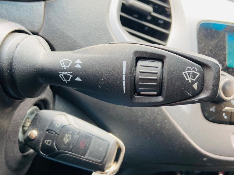 Ford Ka+ Sedan 1.0 SE/SE PLUS TiVCT Flex 4p