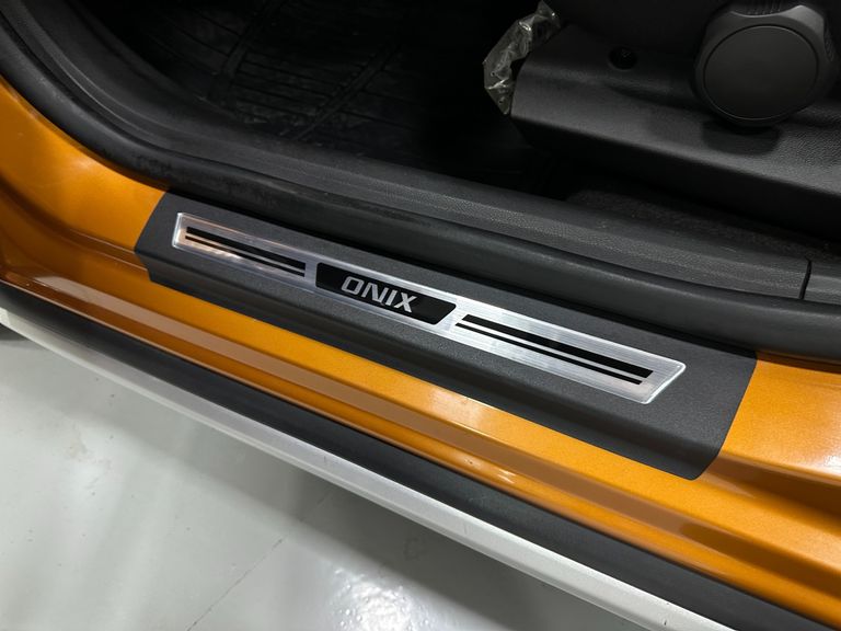 Chevrolet ONIX HATCH ACTIV 1.4 8V Flex 5p Mec.