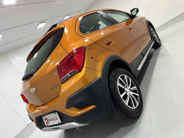 Chevrolet ONIX HATCH ACTIV 1.4 8V Flex 5p Mec.