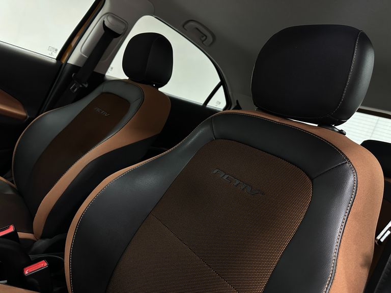 Chevrolet ONIX HATCH ACTIV 1.4 8V Flex 5p Mec.